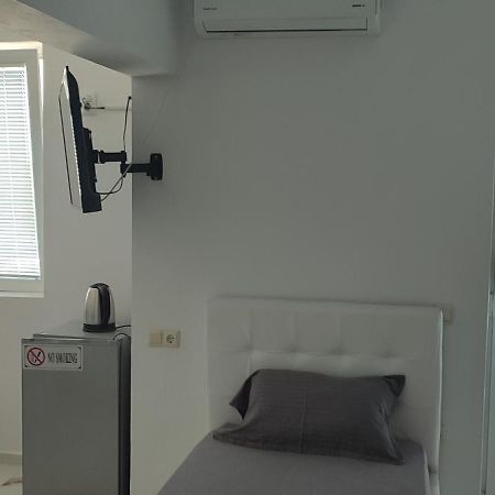 Golem Apartment Eksteriør billede